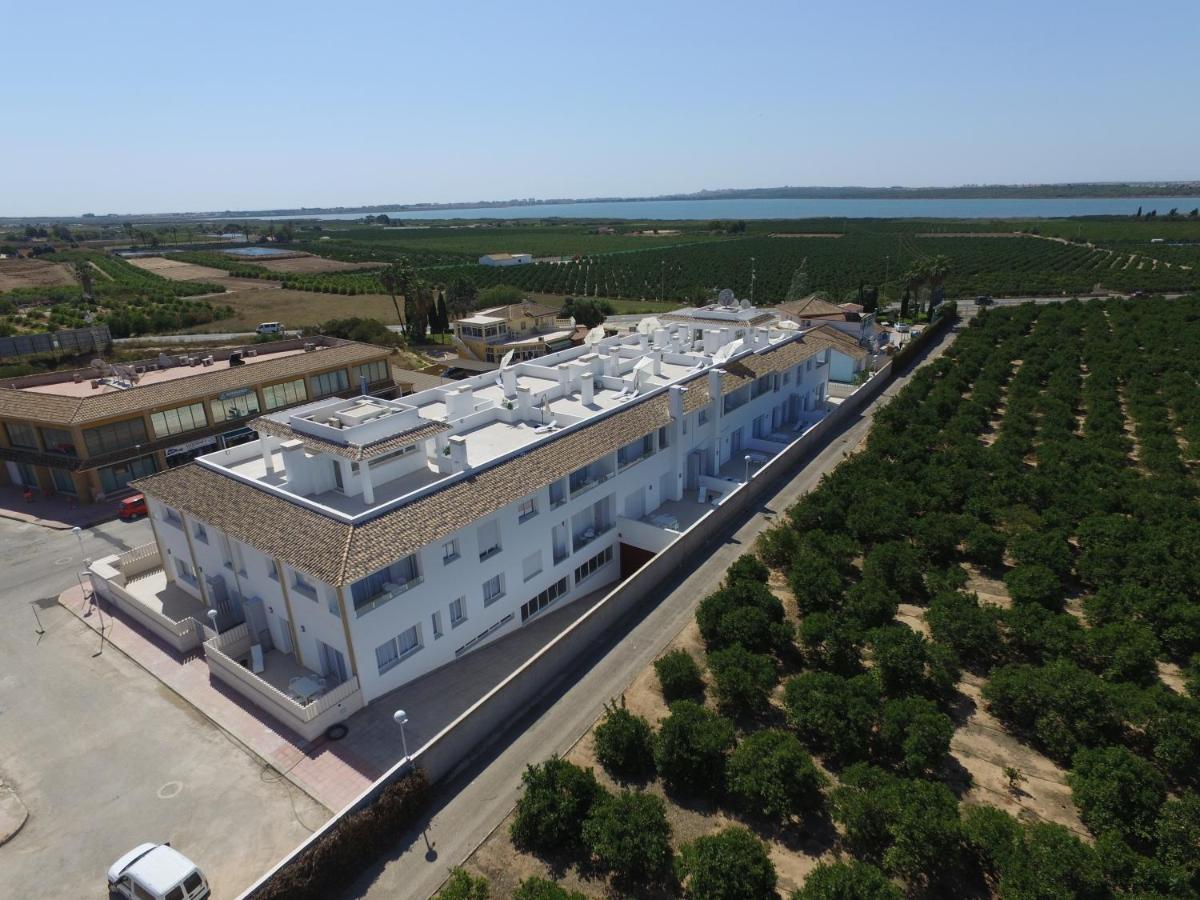 Apartamentos La Laguna I Luxury Apartments Guardamar del Segura Exterior photo