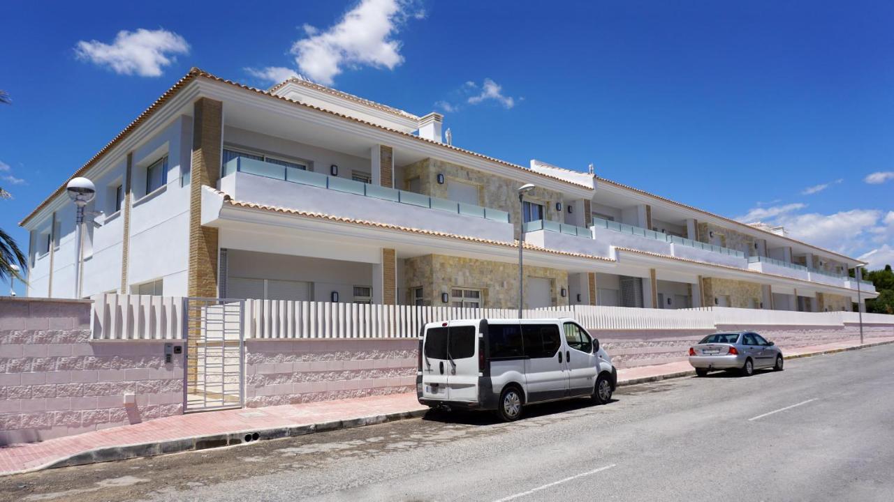 Apartamentos La Laguna I Luxury Apartments Guardamar del Segura Exterior photo