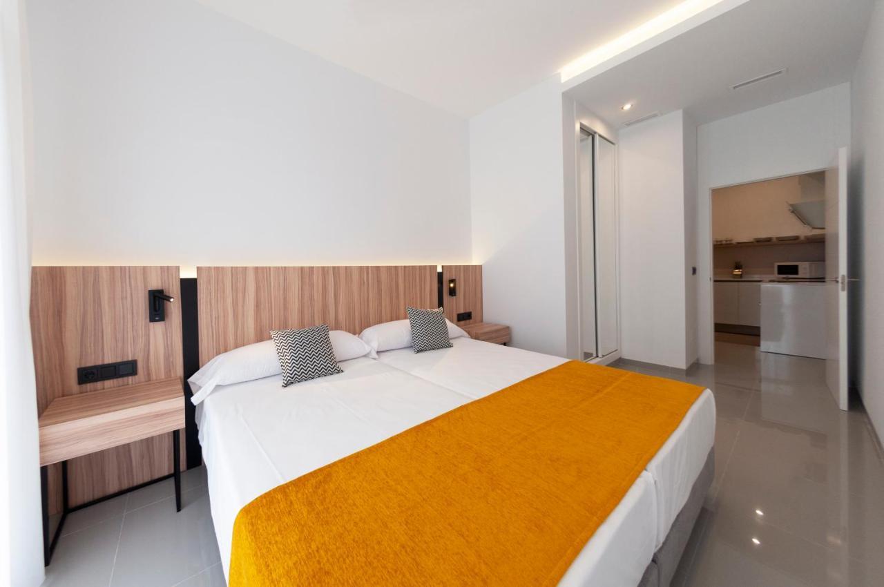 Apartamentos La Laguna I Luxury Apartments Guardamar del Segura Exterior photo