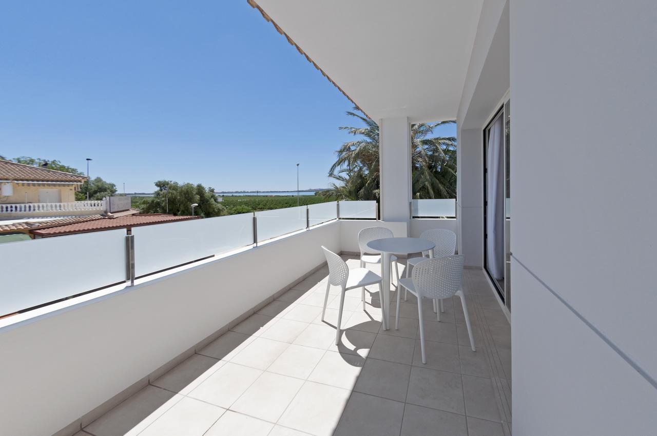 Apartamentos La Laguna I Luxury Apartments Guardamar del Segura Exterior photo